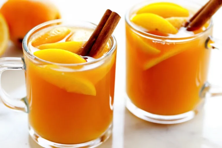 Homemade Apple Cider Recipe – Warm Fall Drink Everyone Loves