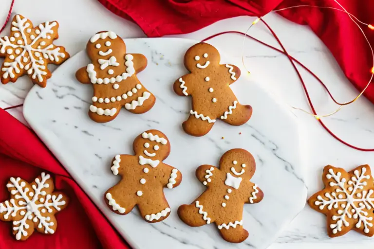 Perfect Spiced Gingerbread Cookies – The Ultimate Holiday Recipe!