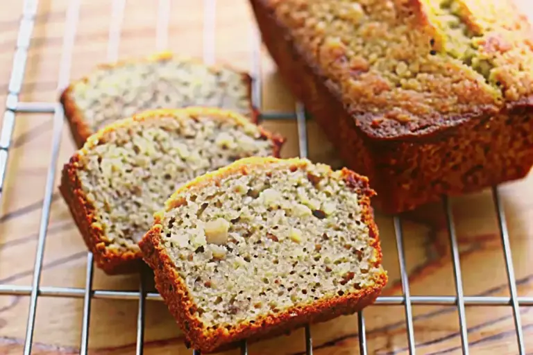 Easy Mini Banana Bread Loaves Recipe – Perfect for Gifts & Portion Control