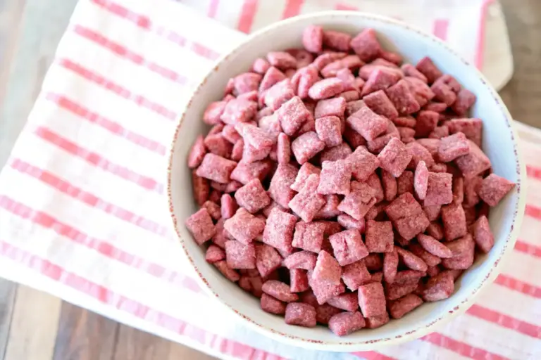Simple Red Velvet Puppy Chow Recipe