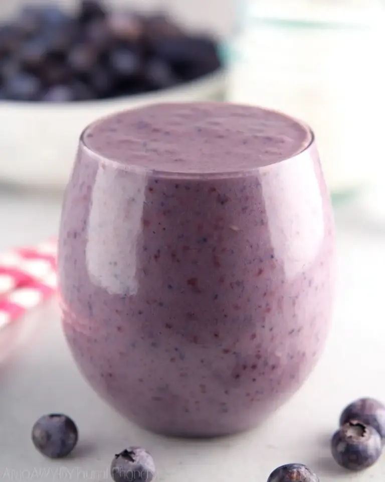 A delicious plate of Blueberry Banana Protein Smoothie