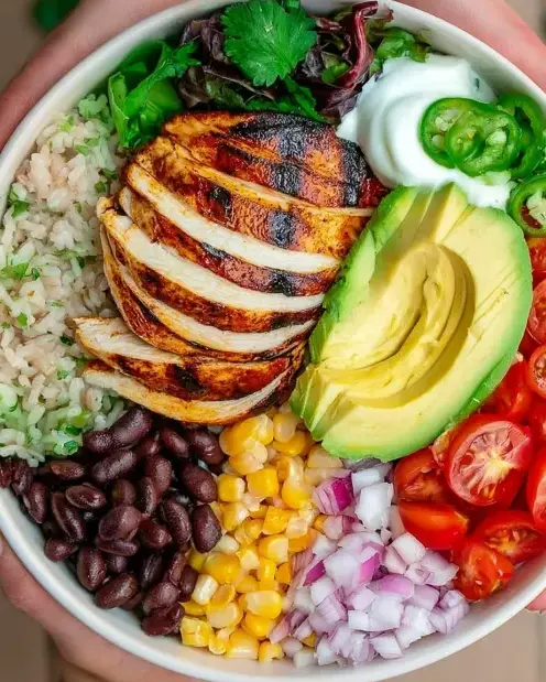 A delicious plate of Grilled Chicken Burrito Bowl